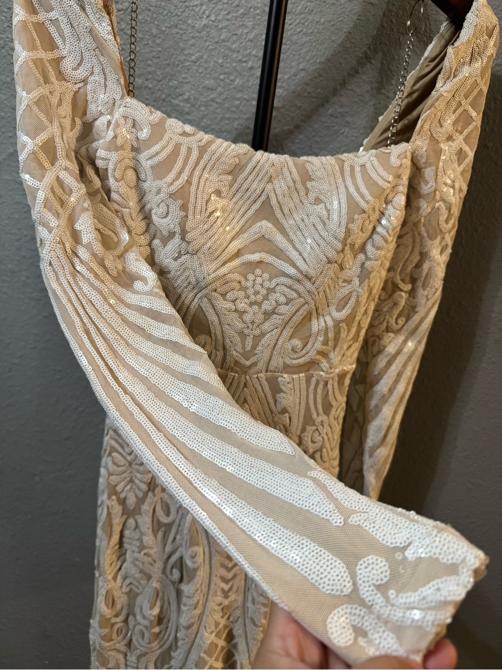 Windsor sequined maxi gown long bishop sleeves and square neckline - Picture 3 of 8